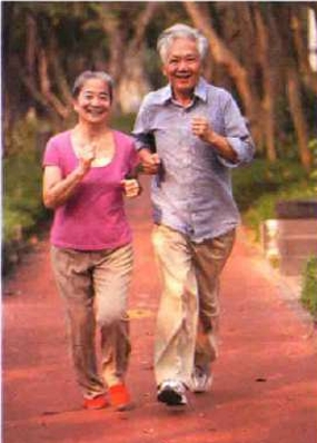 老年夫妇